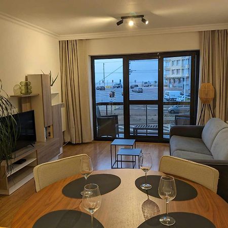 Vista Linda, Leuk Appartement Vlak Bij Zeedijk En Strand Oostende Exteriör bild