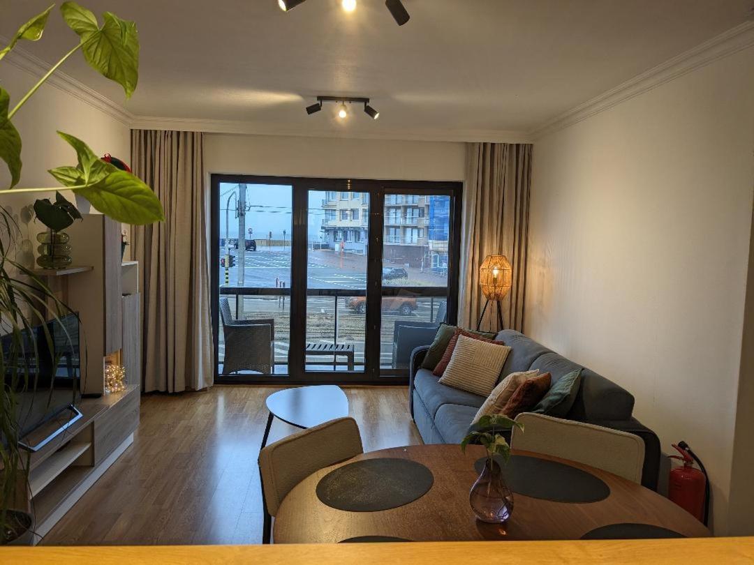 Vista Linda, Leuk Appartement Vlak Bij Zeedijk En Strand Oostende Exteriör bild