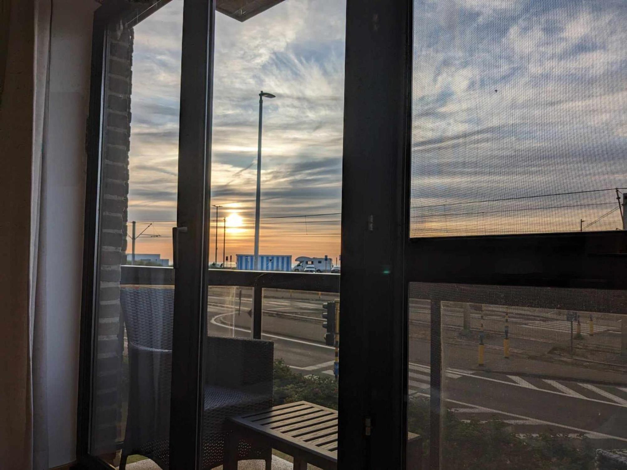Vista Linda, Leuk Appartement Vlak Bij Zeedijk En Strand Oostende Exteriör bild